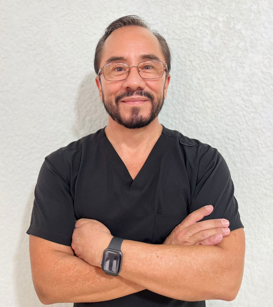 Dr. Valentín Nieves Hosiko